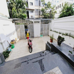 QUÁ RẺ- Biệt Thự Làng Đại học Phước Kiển Nhà Bè, DT 10X25M- Hầm 5Tầng
