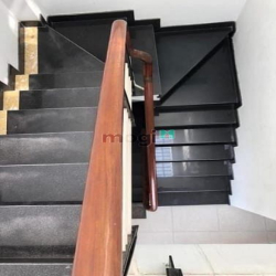 Bán nhà 5 tầng 4.2x16m sát mặt tiền đường TTT Q4 giá chỉ 6 tỷ nhỏ.