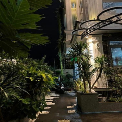 SIÊU BIỆT THỰ 11,1m x  12,6m =  10.85 tỷ Bà Điểm Hóc Môn TPHCM