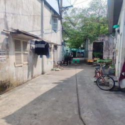 Bán Nhà Góc 2 Mặt Tiền TL10, Nhà Nát Hẻm Xe Hơi 1 Trục