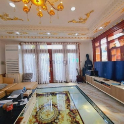 SIÊU BIỆT THỰ 11,1m x  12,6m =  10.85 tỷ Bà Điểm Hóc Môn TPHCM