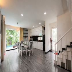 Cho Thuê Biệt Thự Đơn lập , Hồ Bơi , Nam Thông 1 Pmh ,Q7 hcm