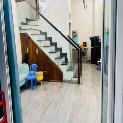 Bán Nhà Gần Đường Phạm Văn Đồng Trệt 2 Lầu 4PN Kiên Cố 3,6 Tỷ TL Nhẹ
