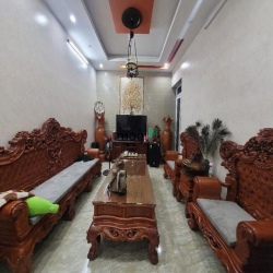 Bán Gấp Nhà **Ngọc Thuỵ**, 40 M2, Ngõ Ô Tô, Giá 5,9 Tỷ