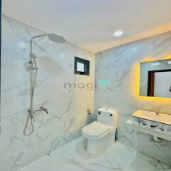 Bán Nhà Đường Nguyên Hồng 57m2 ( 3,5m x 15m ), 2 Tầng, P11, Chỉ 5,3 Tỷ