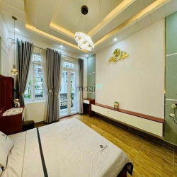 Cần Bán Nhanh Gấp Căn Nguyễn Văn Trỗi P11 Phú Nhuận ,SHR,Giá 2tỷ7,70m2