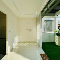 Cần Bán Nhanh Gấp Căn Nguyễn Văn Trỗi P11 Phú Nhuận ,SHR,Giá 2tỷ7,70m2