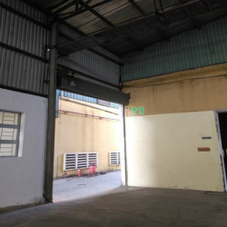 Kho xưởng cho thuê còn trống 1500m2, 1200m2 và 2700m2 tại Đ. Hương 80