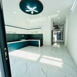 Bán Nhà Hẻm Xe Hơi 5m, 63m2, 3 Tầng, Nở Hậu, Nguyễn Xiển, Long Bình,Q9