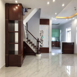 750m2 thổ cư, mặt tiền Hà Huy Giáp, gấp bán, chỉ 60tr/m2, DT 12x70