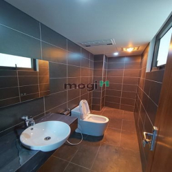 Cho thuê nhà  KĐT Văn Quán, Lô góc Dt 100m, 7 tầng, giá chỉ 55tr