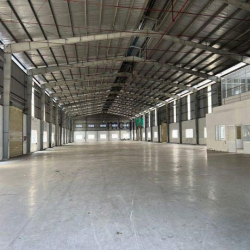 Cho thuê nhà xưởng 2500m2 có điện 750kw có văn phòng sẵn xe cont 24h