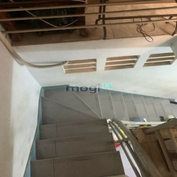 Nhà rộng ô tô đỗ cửa, gần ngân hàng ACB Phan Huy Ích, 4.3 tỷ