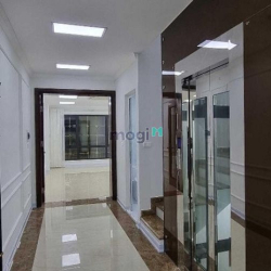 Mặt phố Nguyễn Phong Sắc, Cầu Giấy, 89m 7 tầng, nhà đẹp, 2 thoáng