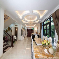 Bán Gấp Biệt thự VinHomes Gardenia Hàm Nghi 286m2x 3 Tầng M 30m 116 Tỷ