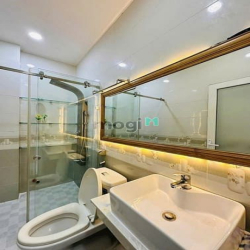 Bán nhà hẻm 5m đường Phạm Văn Chiêu, P.9, 4 x 14, 5 lầu giá 6.99 tỷ tl