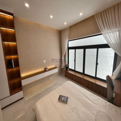 Giá tốt! Bán nhà Đoàn Thị Điểm, Phú Nhuận 100m2 ngang 5,3m chỉ 9,49tỷ