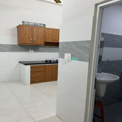 Hẻm Ôtô Hoàng Hoa Thám Phường 6 Quận Bình Thạnh .