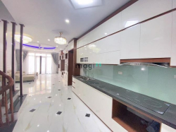 Bán nhà xã đàn, đống đa, ô tô tránh 10m, ở ngay, 55m2 4t mt4m, giá