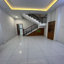 Hẻm Ôtô Hoàng Hoa Thám Phường 6 Quận Bình Thạnh .