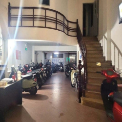 Bán tòa nhà DV 9 tầng, 100m2, KV Ngọc Lâm lõi Long Biên, chỉ 26.9 tỷ