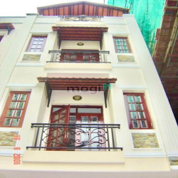 Cho thuê nhà MT kế góc Pasteur- Võ Thị Sáu, Q3, 350m2 , có sân 110m2