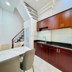 Bán nhà hẻm 2m đường Quang Trung, P.11, 3 x 9, 2 lầu giá 3.6 tỷ tl