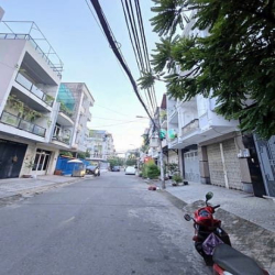 Nhà mặt tiền khu Tên Lửa, 66m2, 4 Tầng, đường số 38.