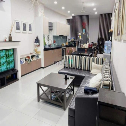 Giảm 2 Tỷ ! VIP Thích Quảng Đức, HXH 75M2(5.6X14M), 3 Tầng, 10.9 Tỷ