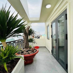 BÁN NHÀ TÂN BÌNH 5 TẦNG- HẺM XE HƠI Gần Sân Bay .Chỉ Hơn 6Tỷ.