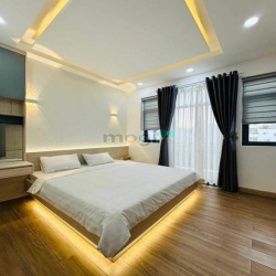 BÁN NHÀ TÂN BÌNH 5 TẦNG- HẺM XE HƠI Gần Sân Bay .Chỉ Hơn 6Tỷ.