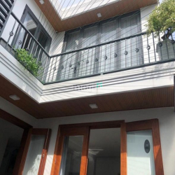 Mặt tiền lớn HXH, 82m2, HOÀNG HOA THÁM, BÌNH THẠNH, giá 10.x tỷ