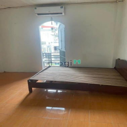 Bán nhà Lê Văn Lương, 48m2, 4 tầng, mt 4,8m,  gần phố, 10.2 tỷ