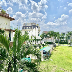 Biệt Thự 500m2 Sân Vườn Hồ Bơi đường Nguyễn Văn Hưởng, P Thảo Điền,