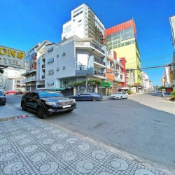 Nhà 4 lầu góc 2 mặt tiền đường Trần Đại Nghĩa, TTTM Cái Khế, Cần Thơ