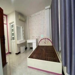 Hẻm Xe Hơi ThôngTrung Tâm Phường 1,Ngang 5M Kinh Doanh Vip,4 Tầng BTCT