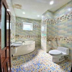 Nhà 4 lầu góc 2 mặt tiền đường Trần Đại Nghĩa, TTTM Cái Khế, Cần Thơ