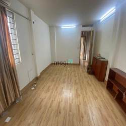 Bán nhà khu phân lô cán bộ phố Vạn Bảo, Ba Đình, 40m,6tầng,11,5 tỷ
