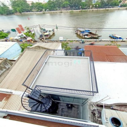 Cho thuê nhà 3 lầu ST có thang máy mặt tiền Trần Xuân Soạn, Quận 7
