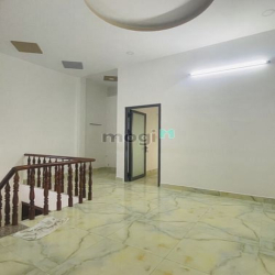 Bán Nhà Rẻ Quận 12 - 5m x 11m 2 tầng chỉ hơn 3 Tỷ.