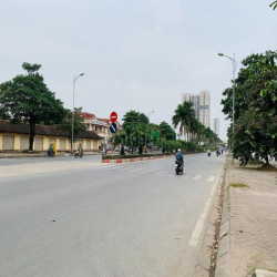 Cho thuê kho đường Lê Trọng Tấn, Hoài Đức, HN. DT 250m, cao 5m có điện