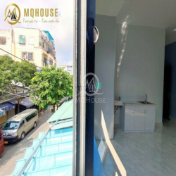 căn hộ TRỐNG sẵn ở liền FULL nội thất cửa sổ lớn tại P10 Tân Bình_30m2