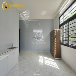 căn hộ TRỐNG sẵn ở liền FULL nội thất cửa sổ lớn tại P10 Tân Bình_30m2