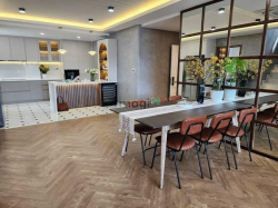 Bán Penthouse Phú Mỹ Hưng, siêu đẹp, mới 100%, 4 phòng ngủ, 4 WC.