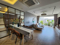 Bán Penthouse Phú Mỹ Hưng, siêu đẹp, mới 100%, 4 phòng ngủ, 4 WC.