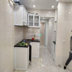 Bán nhà Hai Bà Trưng, TT tầng 1 Ngõ 73 Bùi Ngọc Dương DT 40m2 Giá 1.55