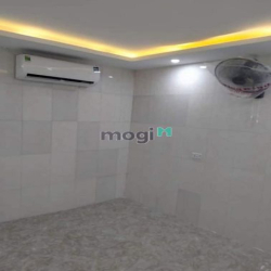 Bán nhà Hai Bà Trưng, TT tầng 1 Ngõ 73 Bùi Ngọc Dương DT 40m2 Giá 1.55