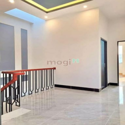 Bán gấp nhà QUẬN Tân Phú 1 TRỆT 1 LẦU 60M2 ĐƯỜNG Gò Dầu