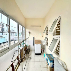 Hẻm xe tải, Lê Quang Định Bình Thạnh, 5 Tầng 72m2, 4.8x14m chỉ 10.x tỷ