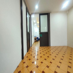 Nhà tập thể tầng 3, ngõ 1 Tạ Quang Bửu-Bách Khoa, 50m2 đẹp, ở ngay